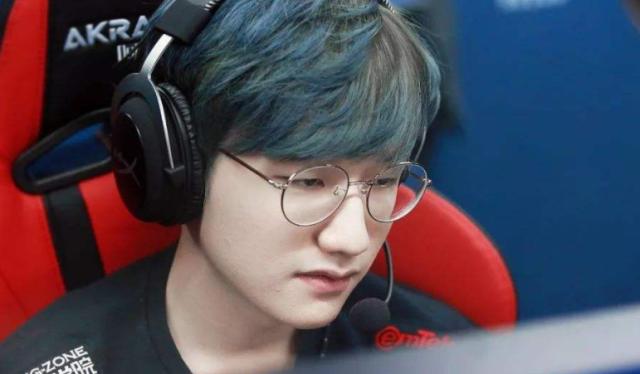 上任不仅揭 上任不仅揭