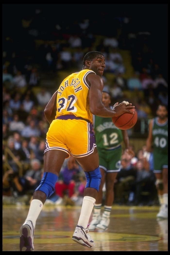 詹姆斯确定加盟独行侠，拒绝勇士和快船，全联盟备受关注