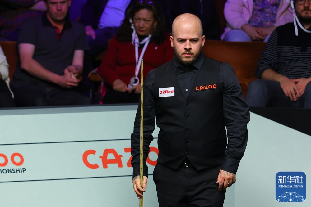 群体围拢 群体围拢