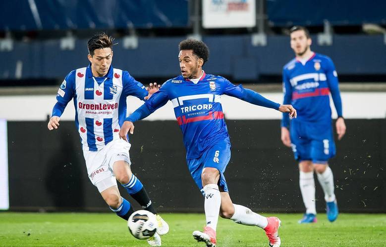 靠四个词落 靠四个词落